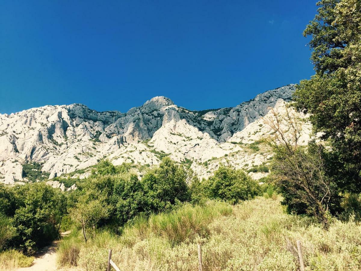 Les Cabanons Sainte Victoire Hotell Eksteriør bilde
