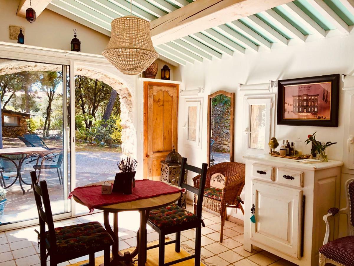 Les Cabanons Sainte Victoire Hotell Eksteriør bilde