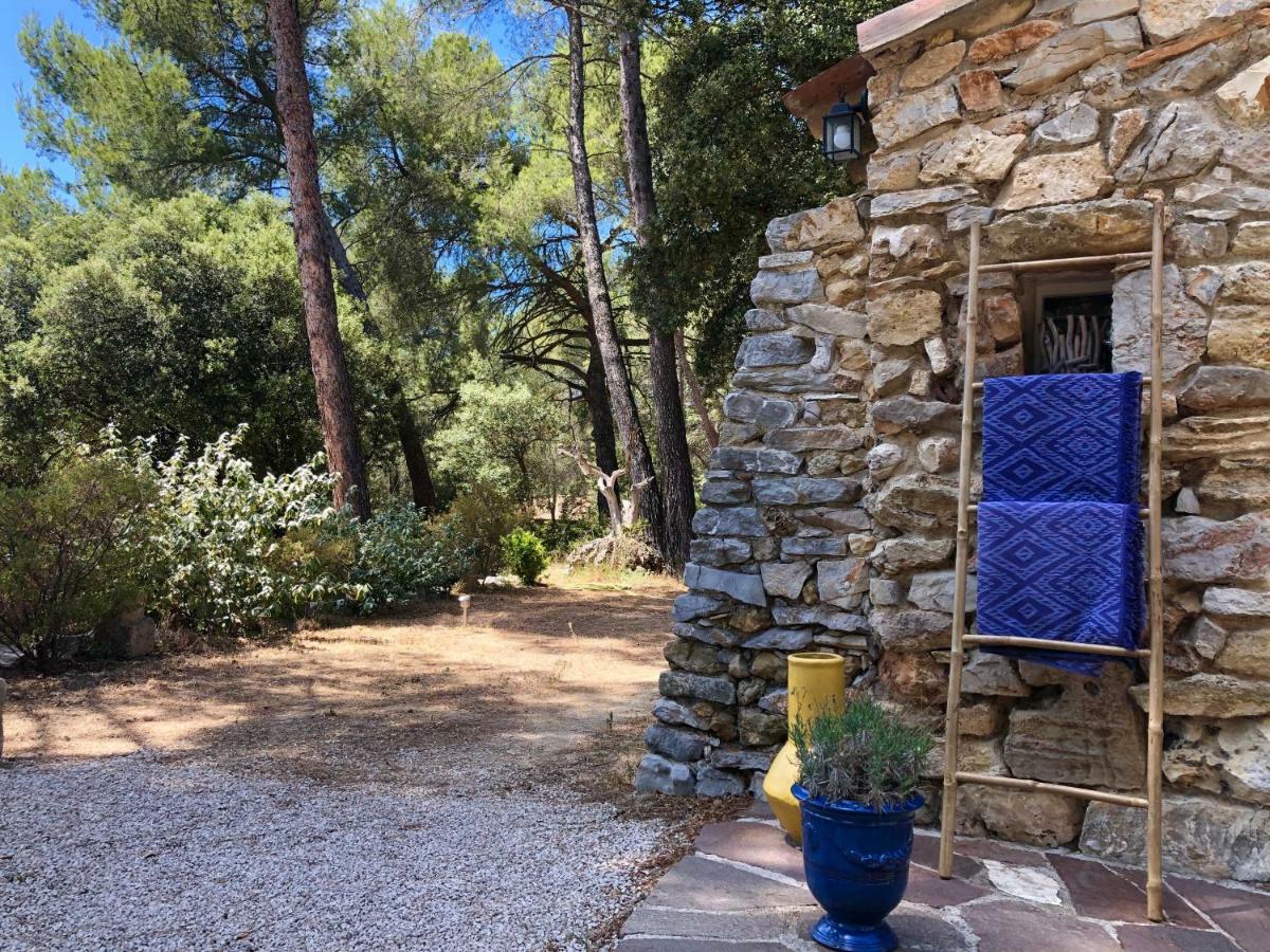 Les Cabanons Sainte Victoire Hotell Eksteriør bilde